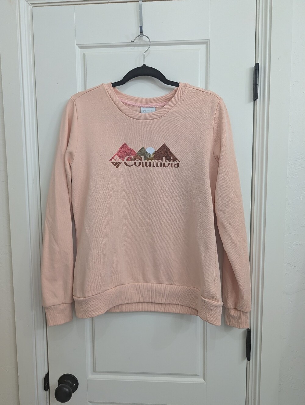 Columbia Light Pink Mountain Logo Crewneck Sweatshirt